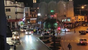 Trafik kazasının ardından kavga çıktı