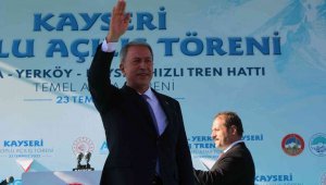 Bakan Akar: "Yunanistan'ın Türk okullarını askıya almasını şiddetle kınıyorum"