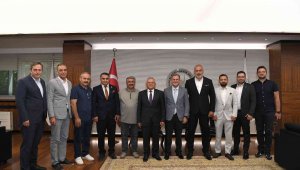 Başkan Büyükkılıç'a Avrupa'daki Kayserililerden "teşekkür" ziyareti