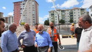 Başkan Çolakbayrakdar: "Mahallelerimiz, örnek ve marka yatırımlarla gelişip, büyüyor"