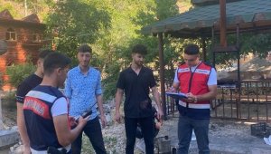 Jandarma 'güven timleri' kentin huzuru için çalışıyor
