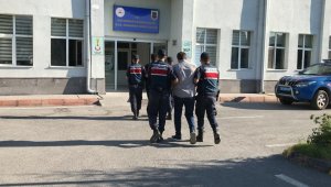 Kayseri'de DEAŞ ve El Kaide üyesi 7 kişi yakalandı