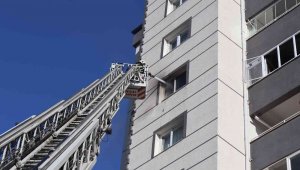 Kayseri'de ilginç olay: Önce çelik kasayı attı, sonra evi yaktı