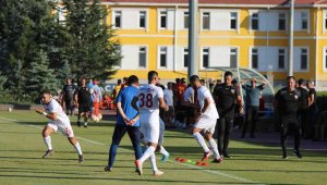 Kayserispor hazırlık maçında Yeni Malatyaspor'u 3-2 yendi