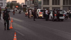 Şüpheli araçtan çalıntı elektrik kablosu ve uyuşturucu madde çıktı