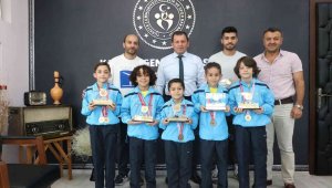 Ali İhsan Kabakcı Ana Lig'in şampiyonlarını ağırladı