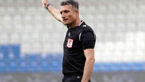 Başakşehir - Kayserispor maçının VAR'ı Özgür Yankaya