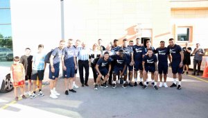 Başkan Büyükkılıç Başakşehir Maçı Öncesi Yukatel Kayserispor'u Ziyaret Etti