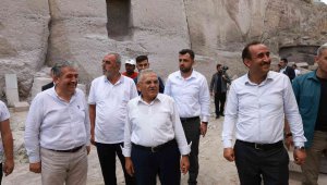 Başkan Büyükkılıç, Tarihi Agios Dimitrios Kilisesi'nin restorasyon çalışmalarını inceledi