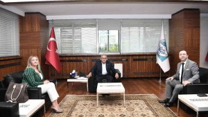 Başkan Büyükkılıç'a ziyaretçi akını