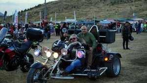 Gökyüzüne en yakın festival Erciyes Motofest başladı