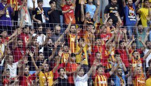 Kadir Has'taki ilk maçı 6 bin 875 taraftar izledi