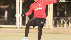 Kayserispor kalecisi Bilal Bayezit: "Kendimi hazır hissediyorum"