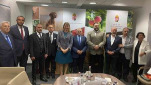 Başkan Büyükkılıç'ın Macaristan temasları sürüyor