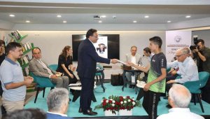 Gençlerle Kitap Sohbetleri'nde 'Türk Devlet Felsefesi' konuşuldu