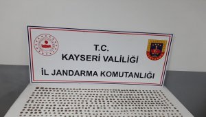 Jandarmadan tarihi eser operasyonu; 550 adet sikke ele geçirildi
