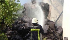 Kayseri'de fabrika yangını 2 saatte kontrol altına alındı
