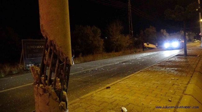 Kayseri'de otomobiller çarpıştı: 2'si ağır 7 yaralı