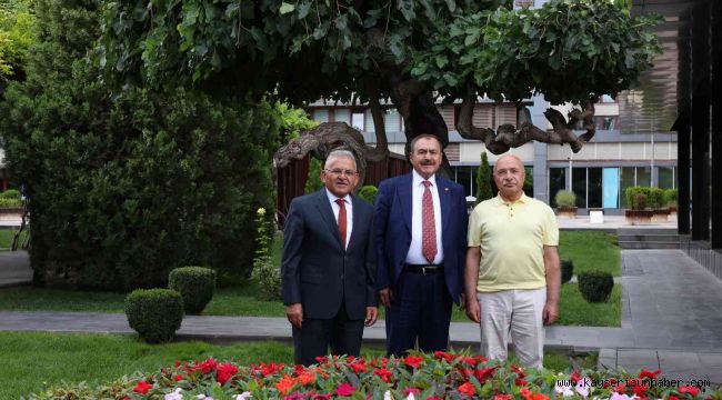 Veysel Eroğlu'ndan Başkan Büyükkıç'a ziyaret