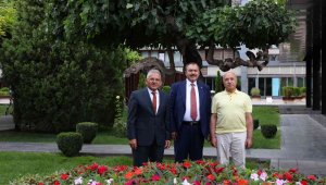 Veysel Eroğlu'ndan Başkan Büyükkıç'a ziyaret