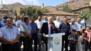 Yahyalı Belediyesi, Çavdaruşağı Mahallesi'ndeki hizmetlerin açılışını yaptı