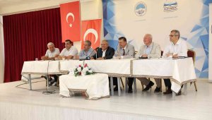 Yeşilhisar'da muhtarlarla buluşan Büyükkılıç: "Söz muhtarımızın"