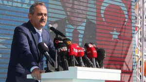 Bakan Özer: "Eğitim sistemimiz 150'ye yakın ülkenin nüfusundan çok daha büyük"