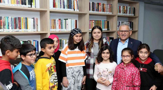 Başkan Büyükkılıç, Erkilet Kütüphanesi'nde Gençlerle Buluştu