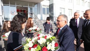 Başkan Büyükkılıç, haftaya gençlerle birlikte başladı