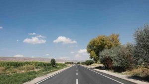 Başkan Çolakbayrakdar, "Yatırımlarımızla yeni bir şehir kuruyoruz"