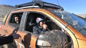 Büyükşehir'in off-road festivaline 60 ilden 250 araç katıldı