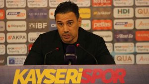 Çağdaş Atan: "Hakemlere karşı kazanmak gibi bir şansımız olmadığını biliyoruz"