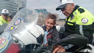 Öğrencilere uygulamalı trafik eğitimi