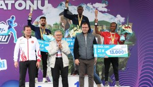 Uluslararası Kayseri Yarı Maratonu tamamlandı