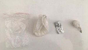 Uyuşturucu taciri simitçi kılığına giren Güven Timi'nden kaçamadı