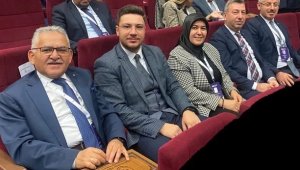 Başkan Büyükkılıç, AK Parti Genişletilmiş İl Başkanları Toplantısı'na katıldı