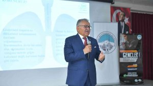 Başkan Büyükkılıç, Yeşilhisar'da muhtarlara yönelik düzenlenen eğitim seminerine katıldı