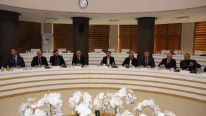 Başkan Büyükkılıç'tan gençlik vurgusu