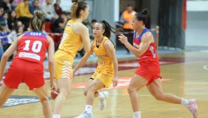 Başkan Palancıoğlu, Basket Takımını Tebrik Etti