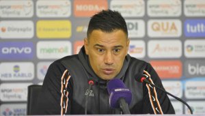 Çağdaş Atan: "Böyle bir günde futbol konuşmak istemiyoruz"