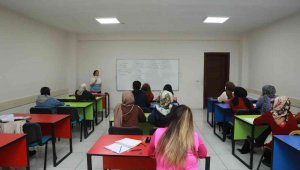 Gençler, KAYMEK'in Hazırlık Kurslarından Memnun