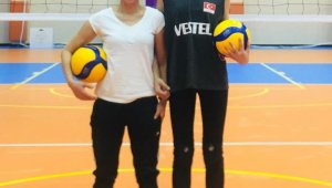 Minel Nefin Özen'e milli davet