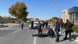 Otomobilin çarptığı bisikletli yaralandı