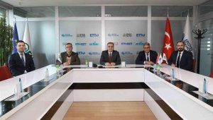 Rektör Altun, Erciyes Teknopark 'da İncelemelerde Bulundu