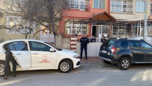 76 yaşındaki kadın evinde ölü bulundu