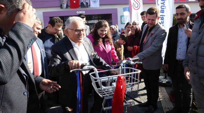 Başkan Büyükkılıç, Engelli Selin'in Hayalini Gerçekleştirdi