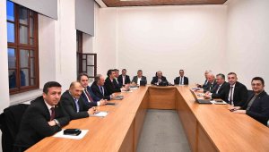 Başkan Büyükkılıç'tan 9 Saatlik Yatırım Toplantısı