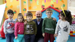 Başkan Çolakbayrakdar: "Geleceğimizin teminatı çocuklarımız için çalışıyoruz"