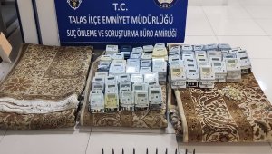 Kayseri polisi hırsızlık çetesini çökertti: 600 bin TL'lik İran halısı ele geçirildi