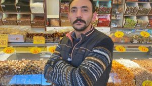 Kuruyemişçilerde "yılbaşı" yoğunluğu